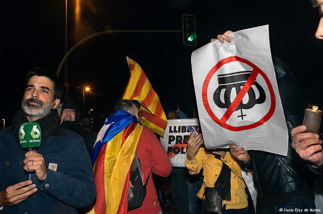 Protesta contra el Rey / Eloy de Mateo