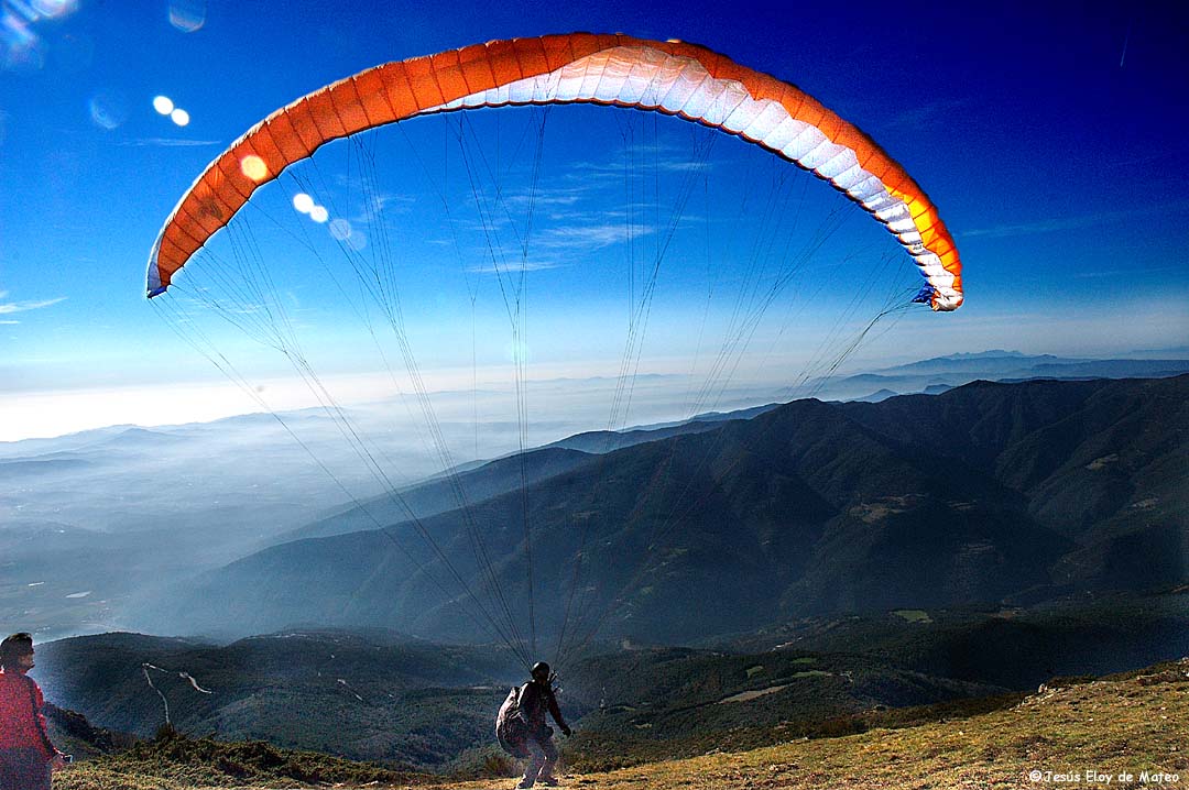 Vuelo sin motor Parapente / Eloy de Mateo