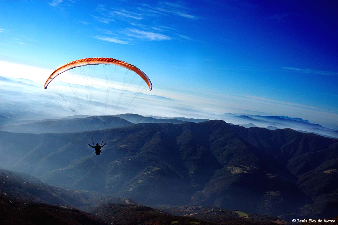 Vuelo sin motor Parapente / Eloy de Mateo